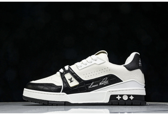 LV Trainer Sneaker