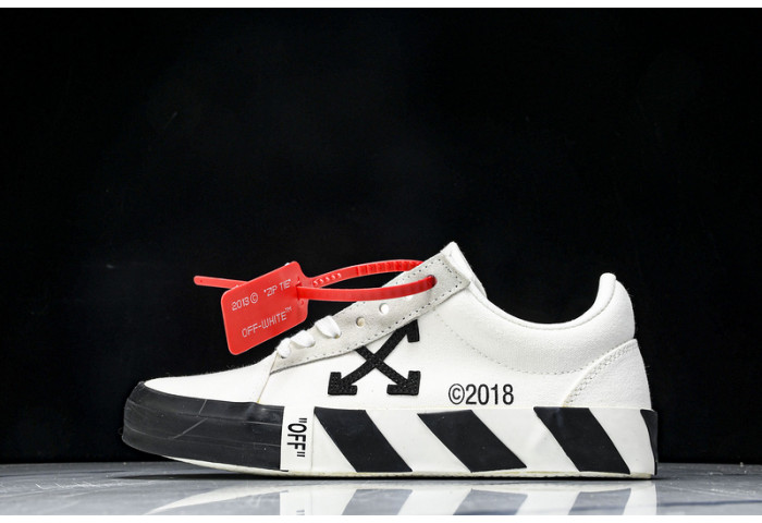 Off-White c/o Virgil Abloh Vulc Low Top