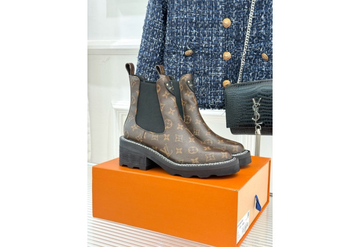 LV Boots (women)