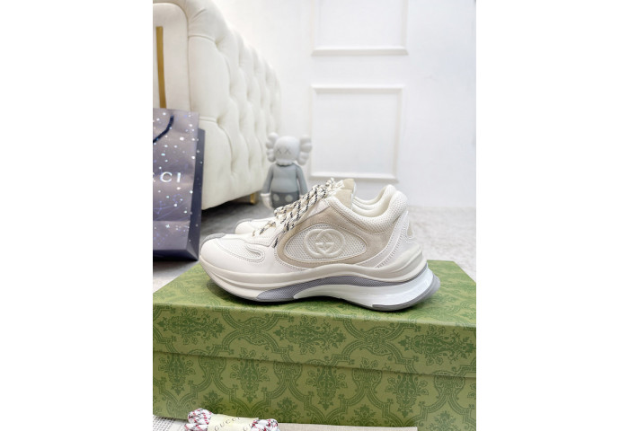 GUCCI Run Sneaker