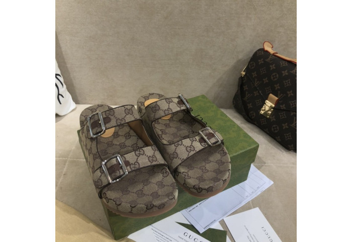 GUCC SANDALS