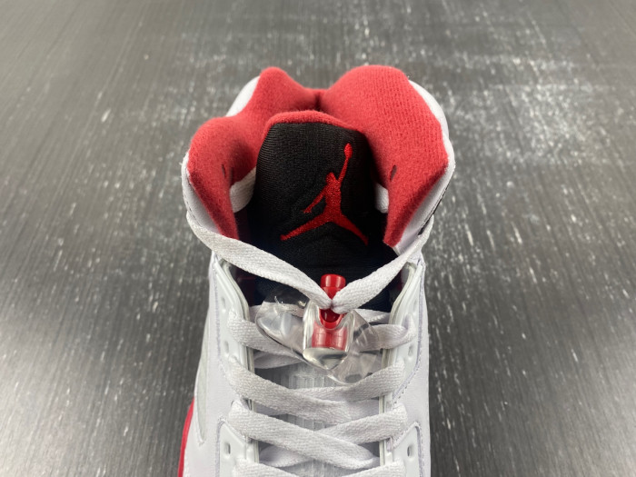 air jordan 5 retro fire red (2024) 136027-120