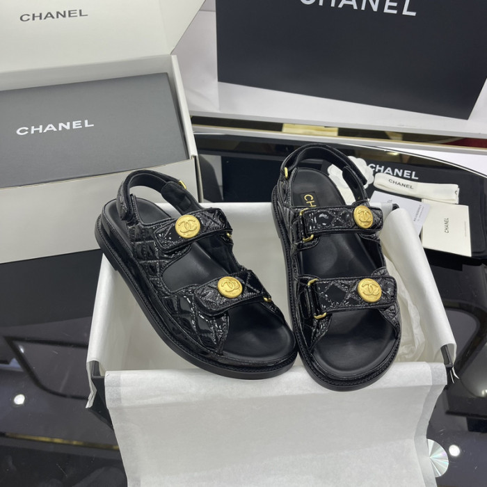 Ch*el sandal