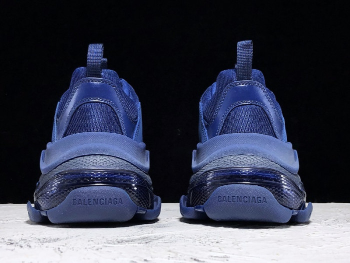 blcg triple trainer navy 544351 w09o1 4107