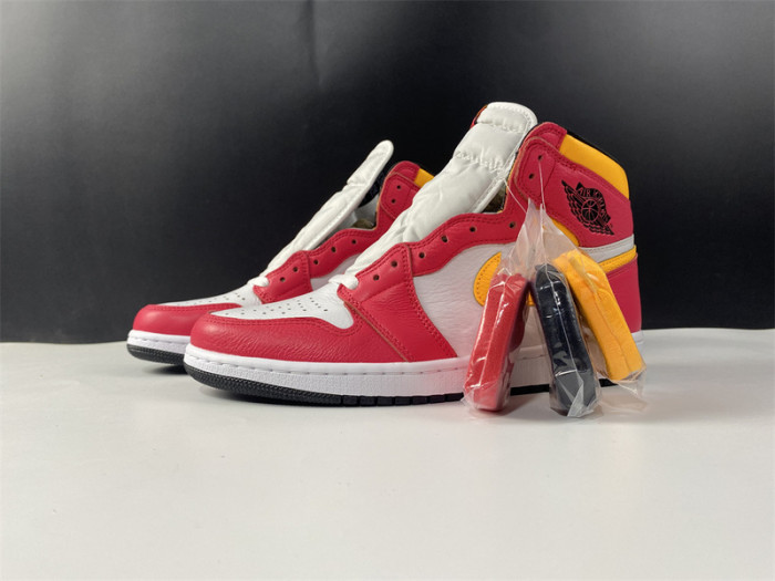 air jordan 1 retro high og light fusion red 555088-603