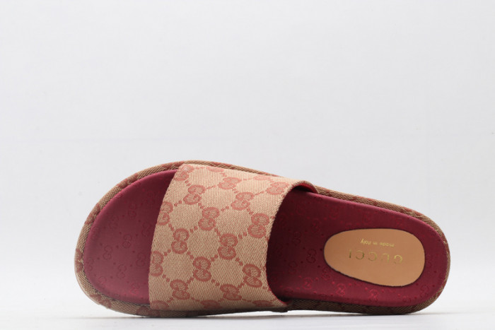 GUCC SANDALS