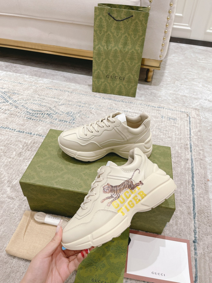 g*u*i trainer sneaker