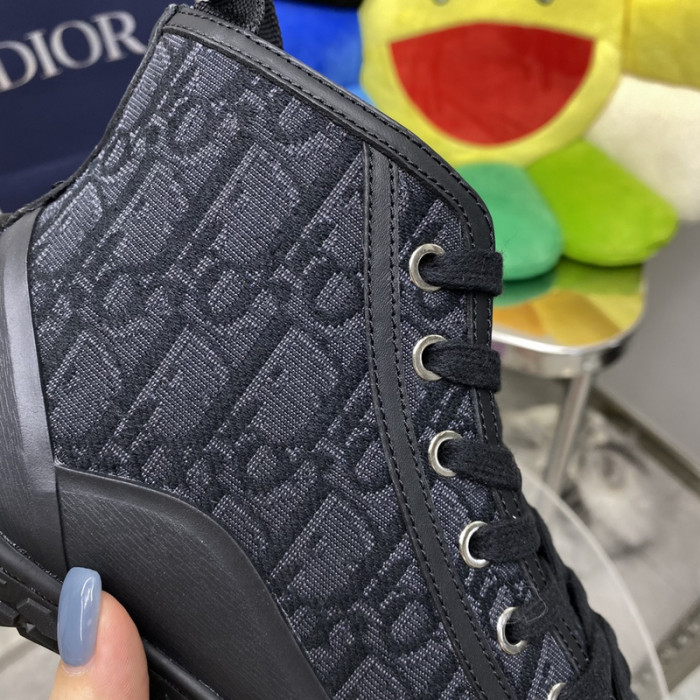 D*or b28 sneaker